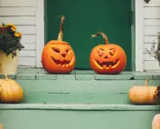 fall front porch steps; protect your home from fall pests